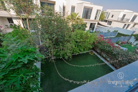 Снять в аренду виллу в Дубай Хилс Эстейт, Дубай: 3 спальни, 270.9м², № 77148 - фото 23