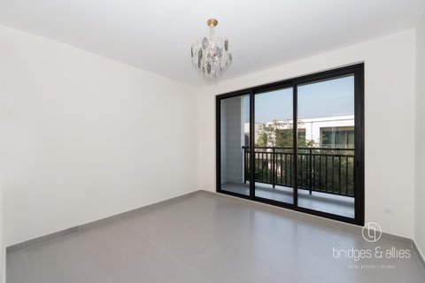 Снять в аренду виллу в Дубай Хилс Эстейт, Дубай: 3 спальни, 270.9м², № 77148 - фото 16