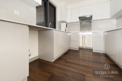 Снять в аренду виллу в Дубай Хилс Эстейт, Дубай: 3 спальни, 270.9м², № 77148 - фото 6