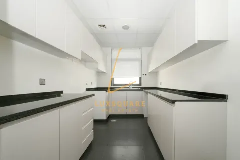 Townhouse in DAMAC Hills (Akoya by DAMAC), Dubai 3 bedrooms, 175 sq.m. № 77136 - photo 10