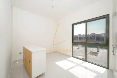 Townhouse in DAMAC Hills (Akoya by DAMAC), Dubai 3 bedrooms, 175 sq.m. № 77136 - photo 13