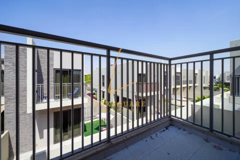 Townhouse in DAMAC Hills (Akoya by DAMAC), Dubai 3 bedrooms, 175 sq.m. № 77136 - photo 27