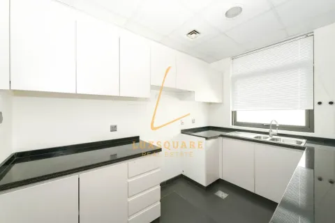 Townhouse in DAMAC Hills (Akoya by DAMAC), Dubai 3 bedrooms, 175 sq.m. № 77136 - photo 3