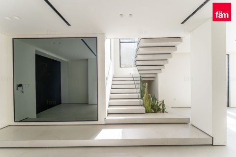 Villa en Dubai, 4 dormitorios, 1222.3 m², № 96469 - foto 9