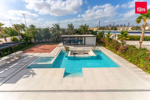 Villa en Dubai, 4 dormitorios, 1222.3 m², № 96469 - foto 3
