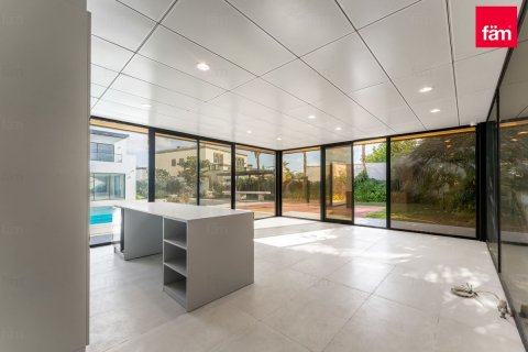 Villa en Dubai, 4 dormitorios, 1222.3 m², № 96469 - foto 22