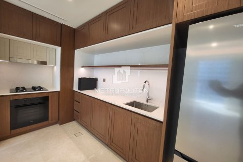 Apartamento en EMAAR Beachfront, Dubai Harbour, Dubai, 1 dormitorio, 79 m², № 16120 - foto 3