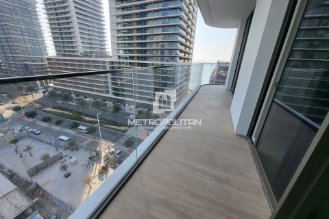 Apartamento en EMAAR Beachfront, Dubai Harbour, Dubai, 1 dormitorio, 79 m², № 16121 - foto 8