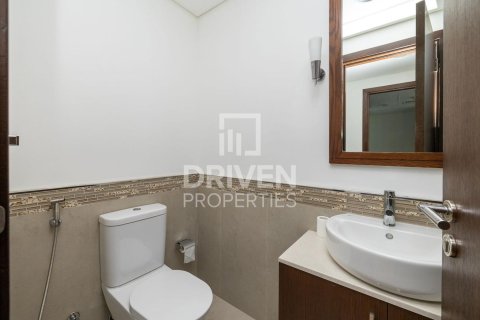 Apartamento en DIFC, Dubai, 2 dormitorios, 167.04 m², № 140752 - foto 12