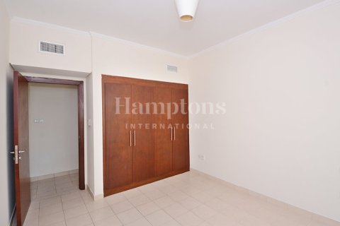 Снять в аренду квартиру в The Views 1, The Views, Дубай: 2 спальни, 126.62678900м², № 97968 - фото 7