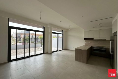 Villa en Dubai, 3 dormitorios, 175.1 m², № 50692 - foto 2