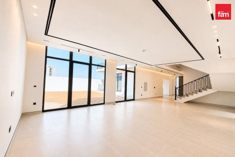 Villa à Jebel Ali, Dubai, 5 chambres, 935.1 m², № 137448 - photo 3