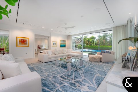 Villa in Jumeirah Golf Estates, Dubai 6 bedrooms, 764 sq.m. № 75702 - photo 5