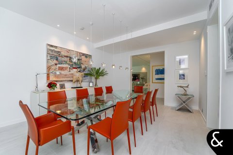 Villa in Jumeirah Golf Estates, Dubai 6 bedrooms, 764 sq.m. № 75702 - photo 9