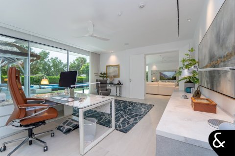 Villa in Jumeirah Golf Estates, Dubai 6 bedrooms, 764 sq.m. № 75702 - photo 8