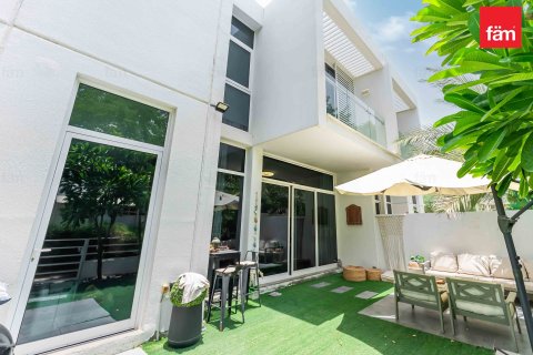 Adosado en Dubai, 3 dormitorios, 187.3 m², № 41038 - foto 2