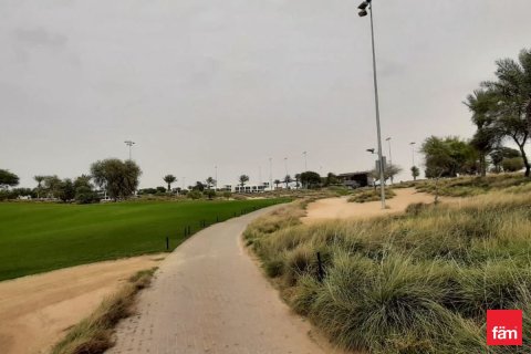 Land in Dubai 942.4 sq.m. № 41032 - photo 9