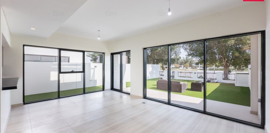 Maison de ville à Dubai, 4 chambres, 274.5 m², № 100059