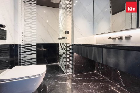 Apartment in Business Bay, Dubai 2 bedrooms, 186.4 sq.m. № 67587 - photo 13