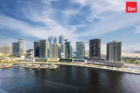 Apartment in Business Bay, Dubai 2 bedrooms, 186.4 sq.m. № 67587 - photo 18