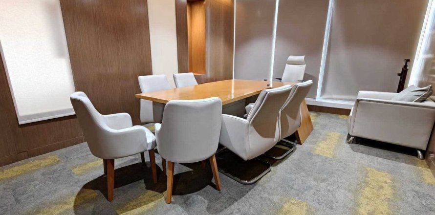 Bureau à Dubai, 125 m², № 67585