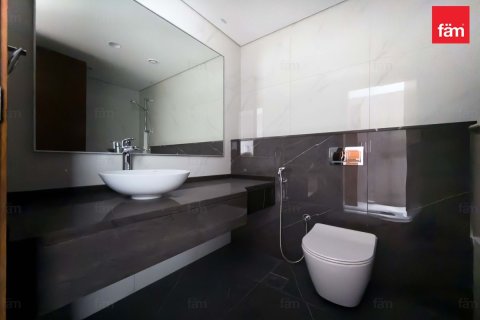 Appartement à Business Bay, Dubai, 2 chambres, 112.2 m², № 96420 - photo 14