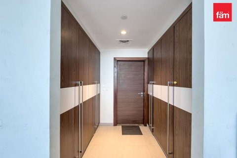 Apartamento en Al Kifaf, Dubai, 2 dormitorios, 148 m², № 96422 - foto 11