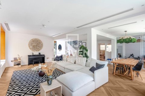 Купить виллу в Jumeirah Park, Дубай: 4 спальни, 510м², № 64882 - фото 4