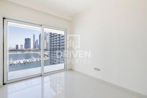Apartment in EMAAR Beachfront, Dubai Harbour, Dubai 2 bedrooms, 154 sq.m. № 64881 - photo 8