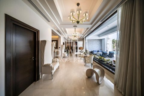 Villa in Palm Jumeirah, Dubai 6 bedrooms, 910 sq.m. № 64880 - photo 8