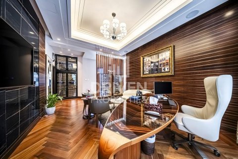 Villa in Palm Jumeirah, Dubai 6 bedrooms, 910 sq.m. № 64880 - photo 11