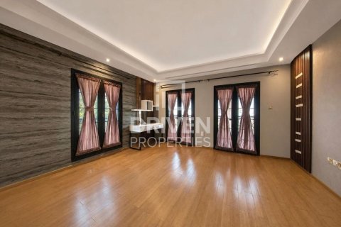 Villa in The Villa, Dubai 5 bedrooms, 726.69 sq.m. № 136589 - photo 10