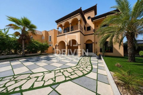 Villa in The Villa, Dubai 5 bedrooms, 726.69 sq.m. № 136589 - photo 30