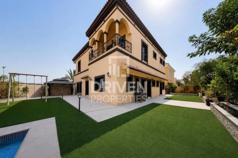 Villa in The Villa, Dubai 5 bedrooms, 726.69 sq.m. № 136589 - photo 28