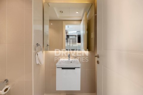 Apartment in Damac Maison The Distinction, Downtown Dubai (Downtown Burj Dubai), Dubai 3 bedrooms, 164.44 sq.m. № 136582 - photo 19