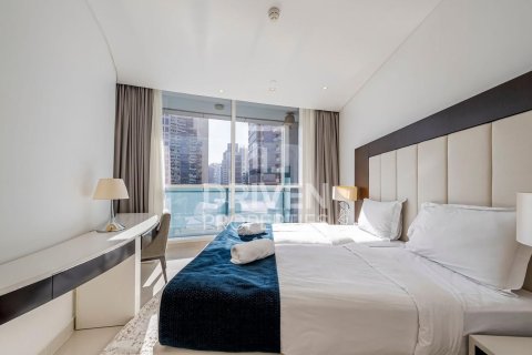 Apartment in Damac Maison The Distinction, Downtown Dubai (Downtown Burj Dubai), Dubai 3 bedrooms, 164.44 sq.m. № 136582 - photo 8