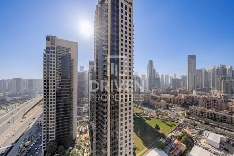 Apartment in Damac Maison The Distinction, Downtown Dubai (Downtown Burj Dubai), Dubai 3 bedrooms, 164.44 sq.m. № 136582 - photo 2