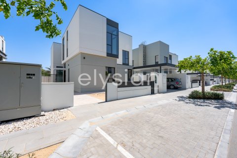 Villa à Murooj Al Furjan, Al Furjan, Dubai, 4 chambres, 338 m², № 38111 - photo 1