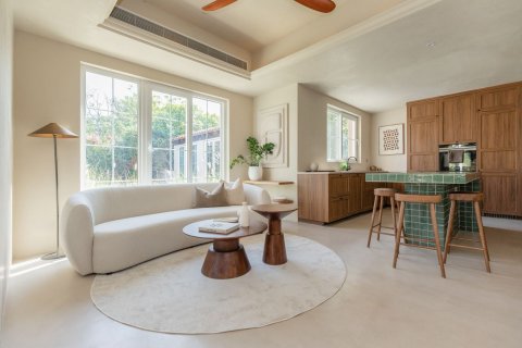 Villa in Dubai 5 bedrooms, 376 sq.m. № 96850 - photo 6