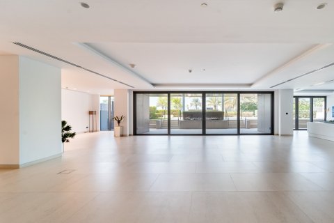 Apartment in Palm Jumeirah, Dubai 3 bedrooms, 896 sq.m. № 96858 - photo 7