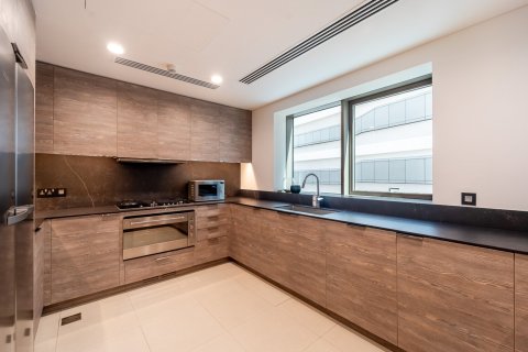 Apartment in Palm Jumeirah, Dubai 3 bedrooms, 896 sq.m. № 96858 - photo 14