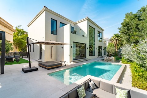 Villa in Jumeirah Islands, Dubai 5 bedrooms, 547 sq.m. № 100344 - photo 3