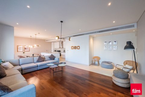 Apartment in City Walk, Dubai 3 bedrooms, 215.8 sq.m. № 100334 - photo 18
