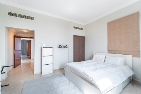 Villa à Jumeirah Islands, Dubai, 4 chambres, 488 m², № 100345 - photo 21