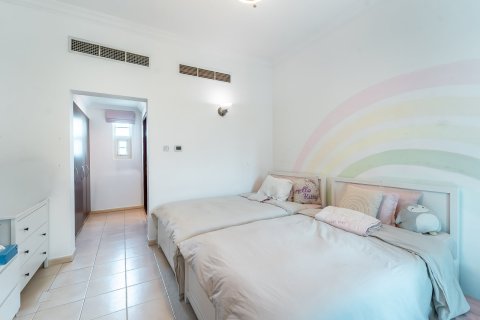 Villa à Jumeirah Islands, Dubai, 4 chambres, 488 m², № 100345 - photo 19