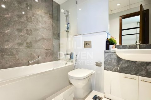 Apartment in Al Habtoor City, Business Bay, Dubai 3 bedrooms, 183 sq.m. № 87104 - photo 6