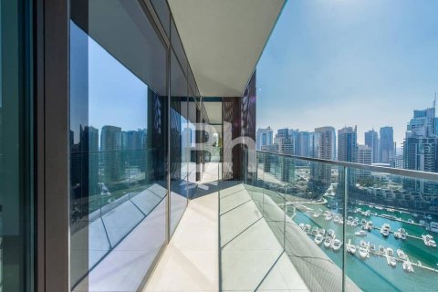 Apartment in Dubai Marina, Dubai 3 bedrooms, 152 sq.m. № 57554 - photo 17