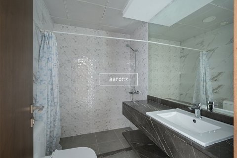 Apartment in Al Furjan, Dubai 2 bedrooms, 124.8 sq.m. № 22323 - photo 11