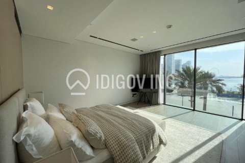 Apartment in Palm Jumeirah, Dubai 4 bedrooms, 636 sq.m. № 38582 - photo 3