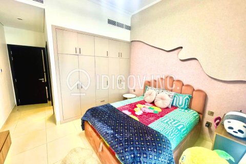 Villa in Al Barsha, Dubai 3 bedrooms, 228 sq.m. № 38578 - photo 11